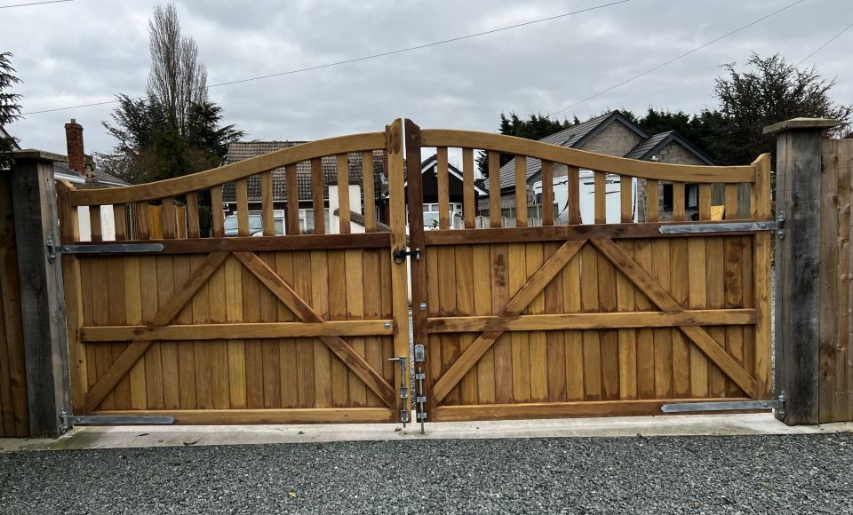 Wooden gate cleaned from soda blasting